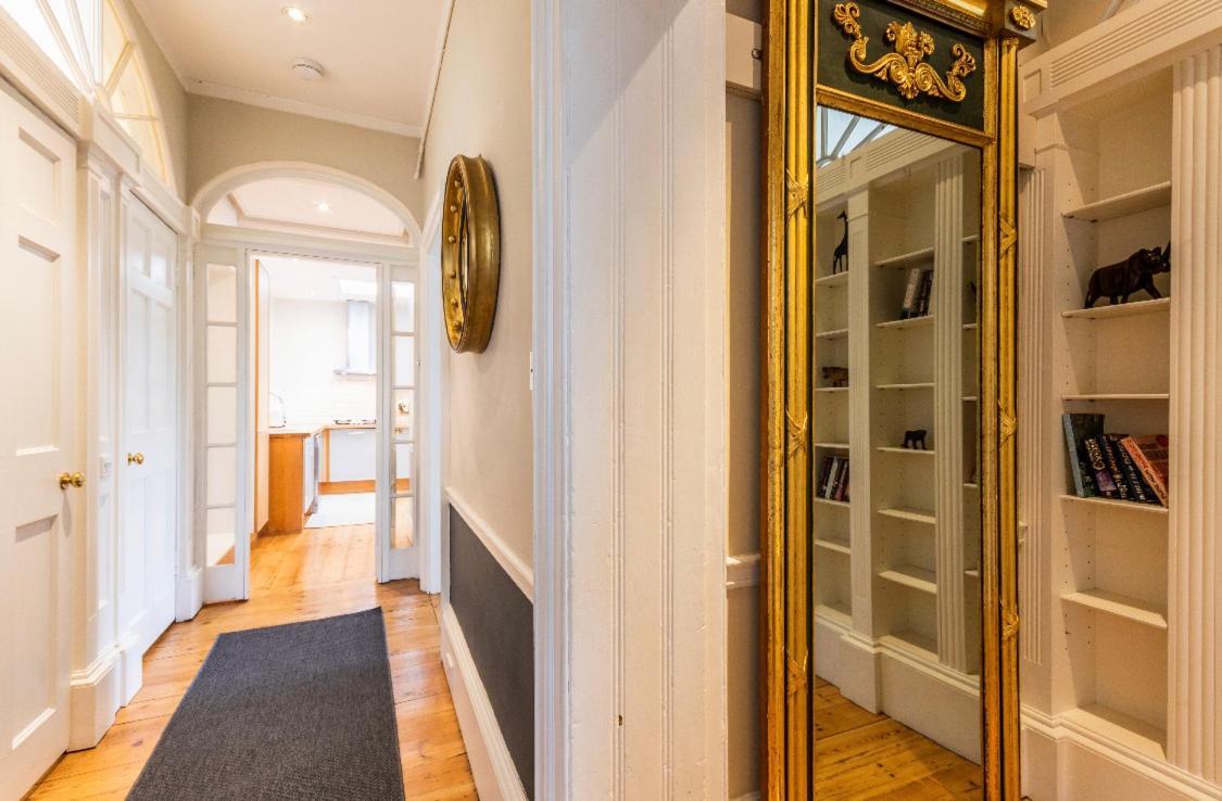 New Town Apartment With Castle View EDI Eksteriør bilde